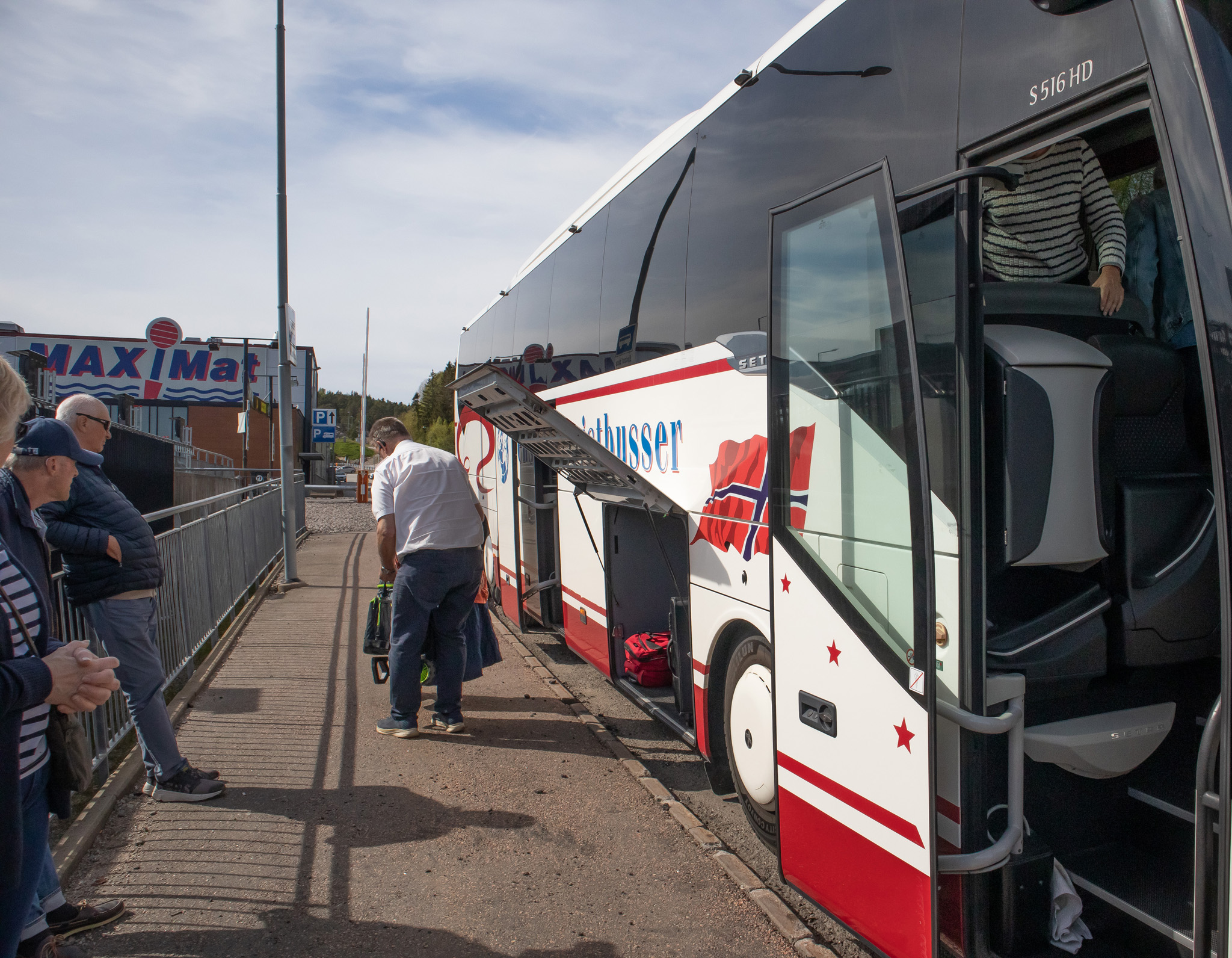 Handletur til Str�mstad, Vikersund - Drammen